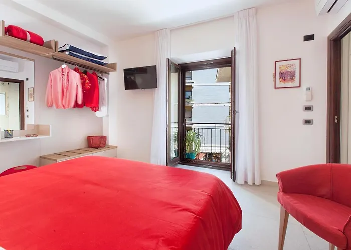 Guest house Estate4home - Casa Cristina 3*